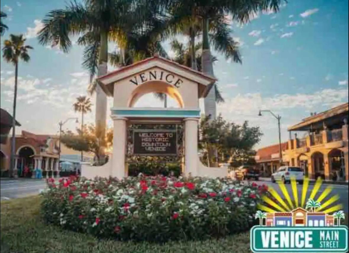 Shamrock Park, Legacy Trail And Manasota Key! Villa Venice Exterior photo
